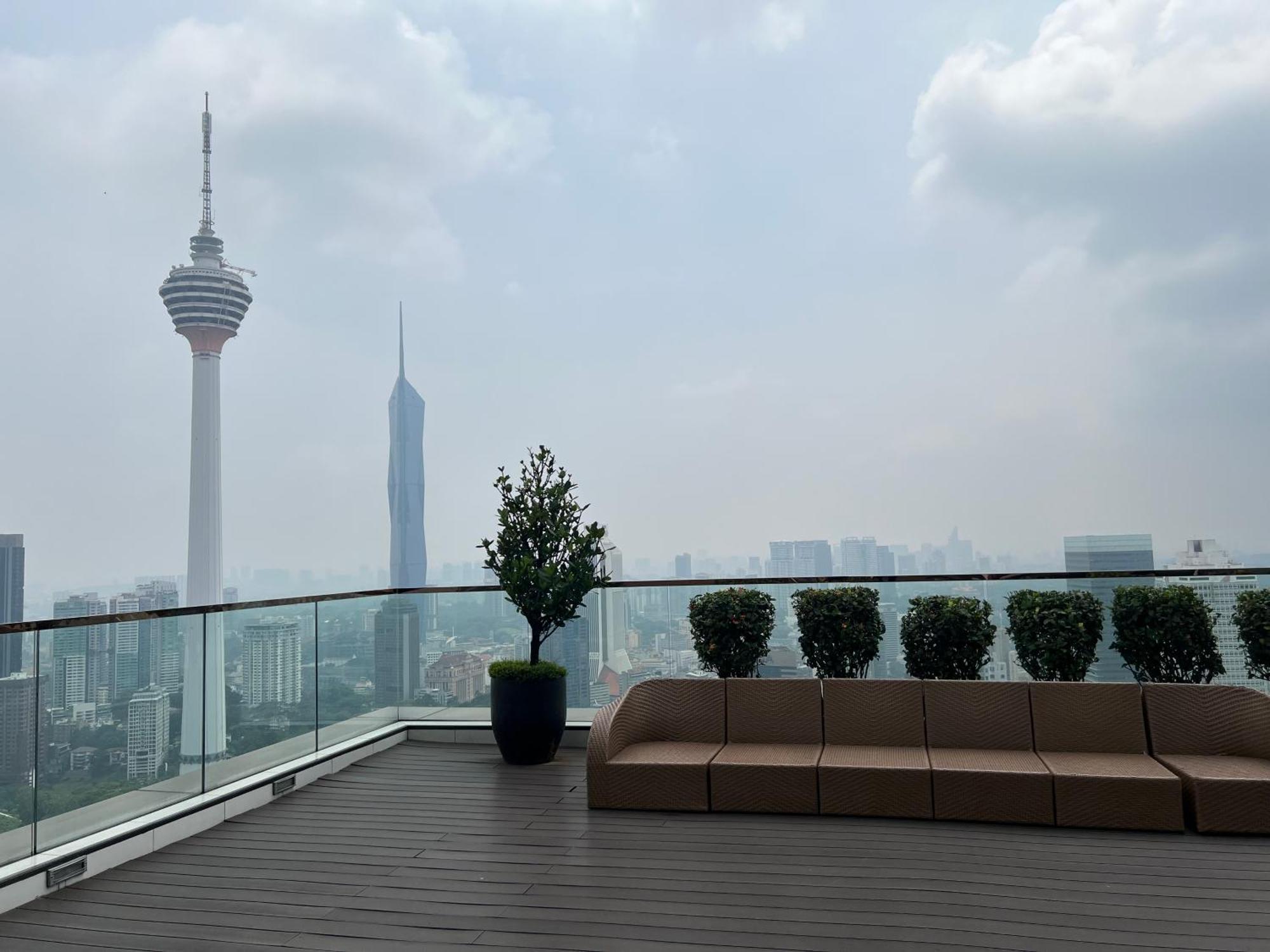 Апартаменты La Platinum Klcc Куала-Лумпур Экстерьер фото